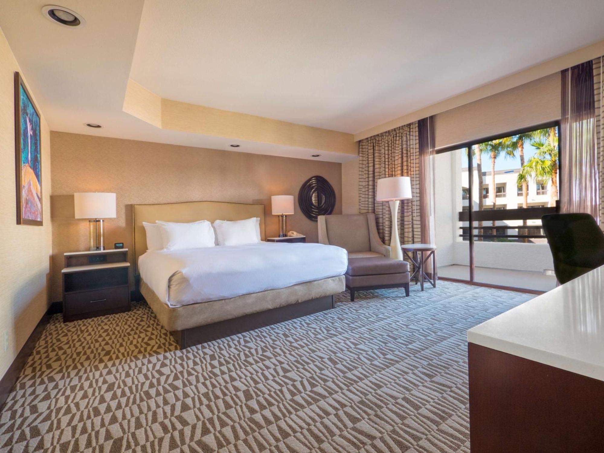 Hilton Phoenix Airport Exterior foto